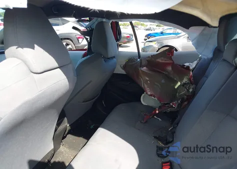 2021 Toyota Corolla Xse/Xse Apex Edition z USA, uszkodzony, nr VIN 5YFT4MCE9MP077834